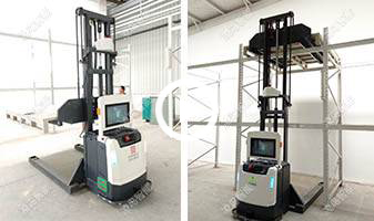医药行业AGV叉车应用，两台堆垛式AGV叉车